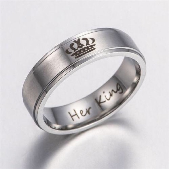 Other - 8mm silver her king crown ring